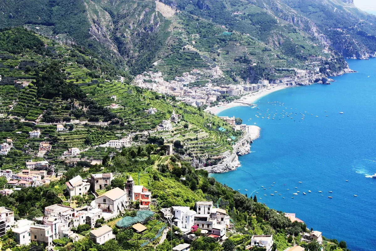 In che zona dormire a Ravello: guida pratica alle aree migliori 2026