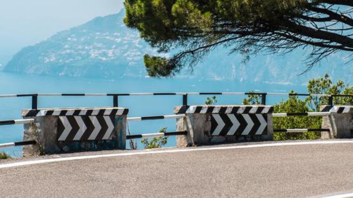 Visitare Ravello in auto: consigli pratici e parcheggi 2026